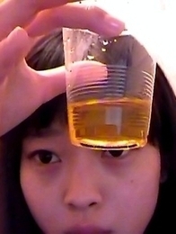 Japanese Piss Fetish Porn - CATCHING A TINKLE Japanese Piss Fetish Porn - CATCHING A TINKLE
