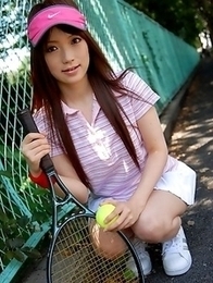 Nazuna Otoi shows off outdoors Nazuna Otoi shows off outdoors