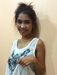 Beautyful and Busty Asian Tittiporn Beautyful and Busty Asian Tittiporn