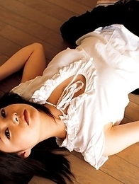 Akina Suzuki in panty takes bra off but hides her big jugs Akina Suzuki in panty takes bra off but hides her big jugs